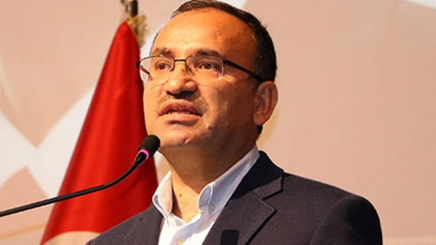 Bozdağ: Radyodan Kuran yayını devam edecek Bozdağ: Radyodan Kuran yayını devam edecek